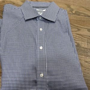 Jos A Bank 1905  long sleeved button down